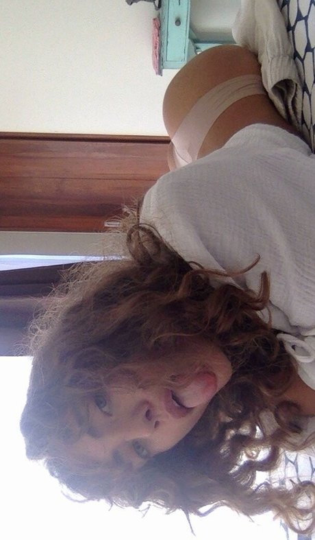 Vanessa Moe エロティックなモデル 写真