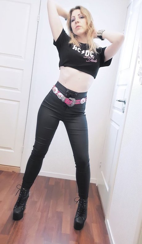 Rockeprinsessen xxx女優 写真