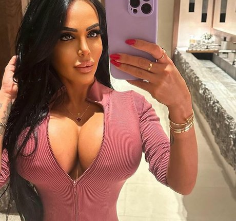 Holly James セクシーなスター 写真