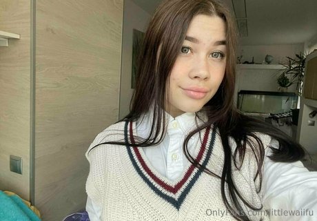 金髪の小さなおっぱいOnlyFans 限定 ギャラリー