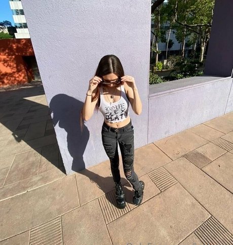 lost cos 可愛い女優 ギャラリー