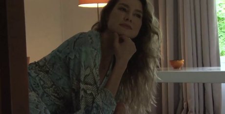 黒人レズビアンオンリーファンズ ポルノ 画像