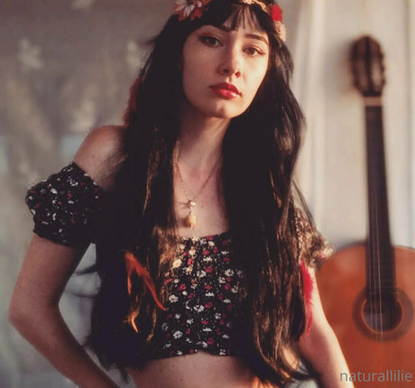 BBW TS オンリーファンズ 無料裸 写真