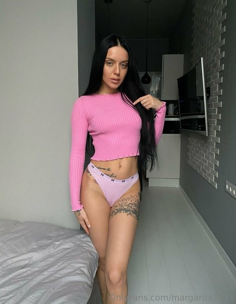 アンバー・オンリーファンズ トップ 写真