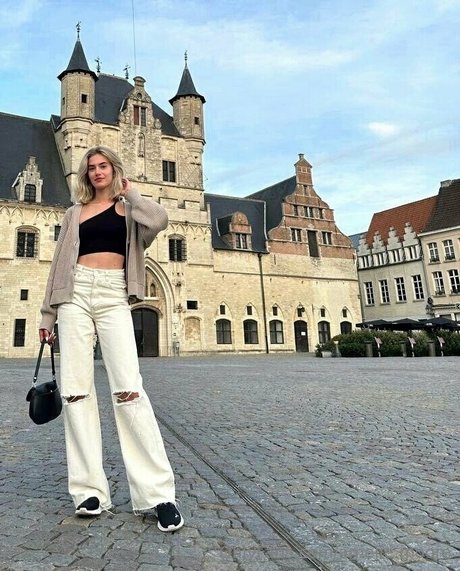 elisa holt ポルノスター 写真