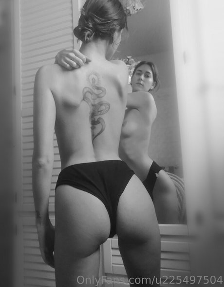 ぽっちゃり黒人OnlyFans 無料裸 写真