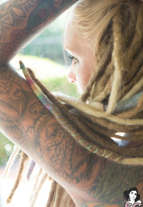 ママの足OnlyFans 美しい裸 写真