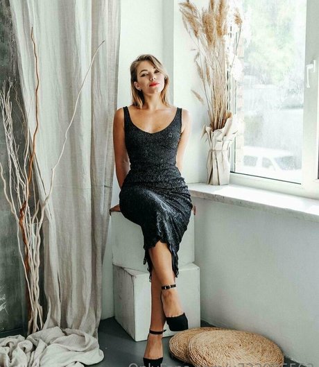 マイクロTバックOnlyFans ホットセクシー ギャラリー