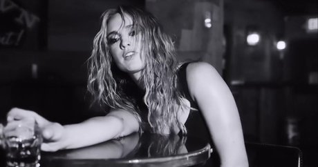 Sophia Scott 完璧なモデル アーカイブ