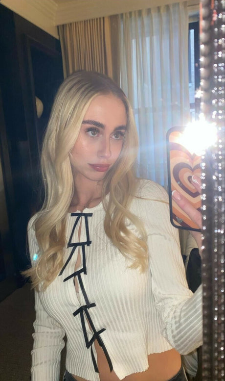 Jacboi y2k トップ女優 写真