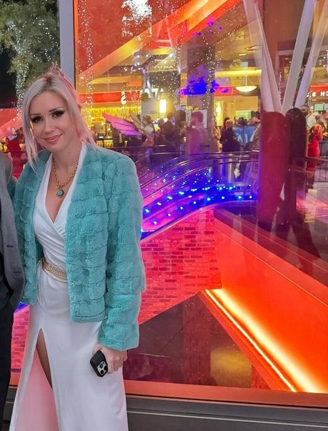 Alanah Pearce HD女優 画像