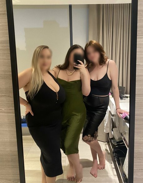 ぽっちゃり 主観視点 OnlyFans 無料ポルノ 写真