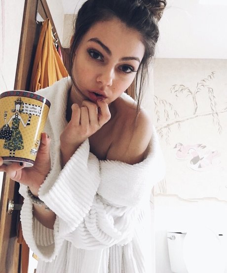 Elena Lukin 限定スター 画像