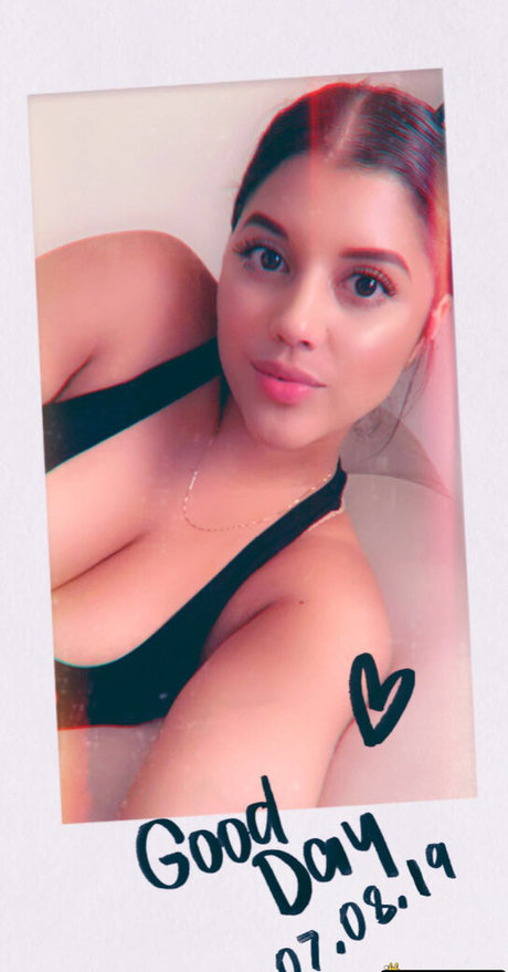 Rocio Aponte 素敵な女優 写真