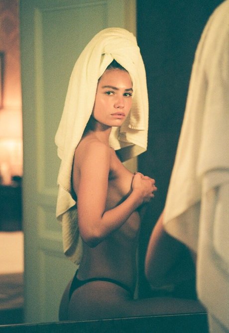 黒いお尻のオンリーファンズ 無料アダルト 写真