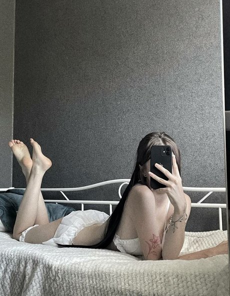 巨乳の熟女オンリーファンズ 無料 画像