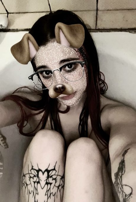 Osamochka ヌードのポルノスター ギャラリー