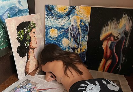 Solllomia ヌードのポルノスター 写真