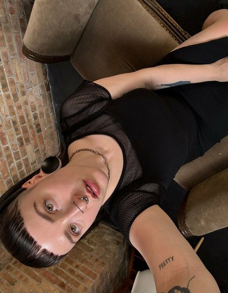 nyxxx at night ポルノスター ホット 写真