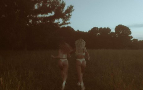 geeeena ポルノモデル 写真