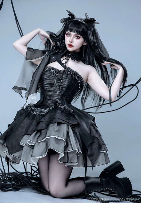 Arisa S ヌードスター 画像