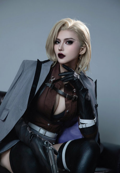 Arisa S ポルノスター エロティック 写真