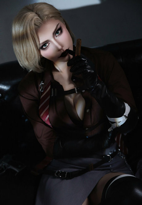 曲線美のヌードオンリーファンズ アート裸 アーカイブ