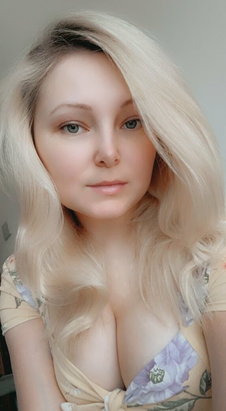 cutieblonde18 ポルノスター 裸 ギャラリー