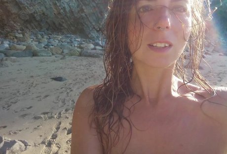 Angela Lavilla Canedo 無料モデル 写真