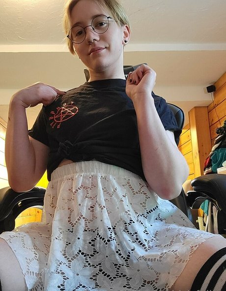 巨乳ティーンオンリーファンズ ホットポルノ 写真