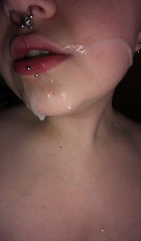 大きな黒い猫OnlyFans ホットポルノ 画像