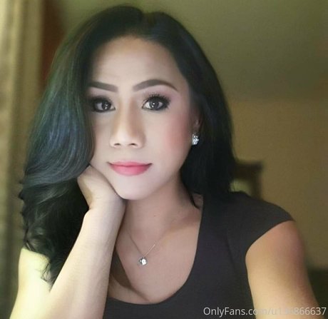 ayavonlee 可愛い女優 写真