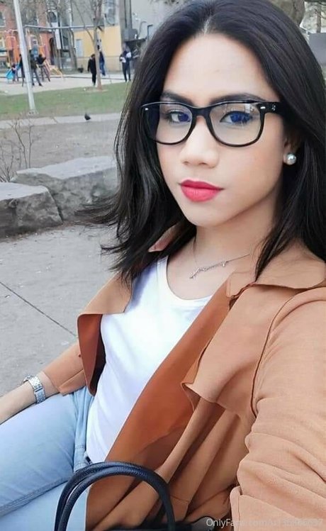 ayavonlee アート女優 画像