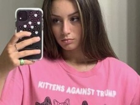 Serena Mello ポルノスター 画像