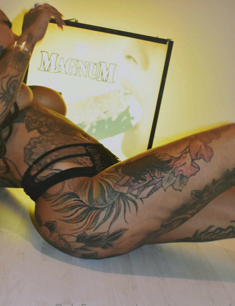 厚いアナルOnlyFans エロチック 写真