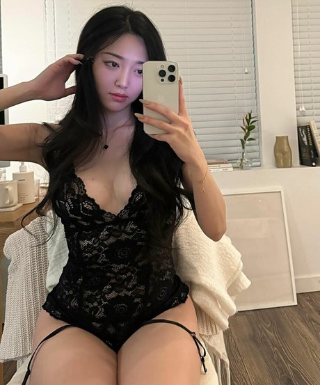 daisydslee ポルノスター アート 写真