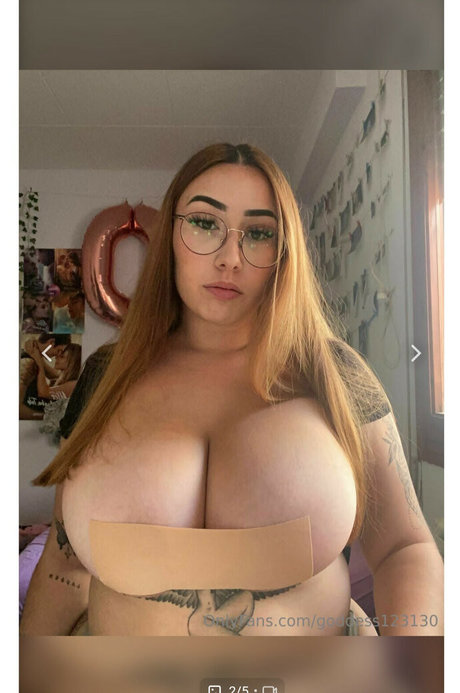 Noemi123130 ポルノスター 無料 ギャラリー