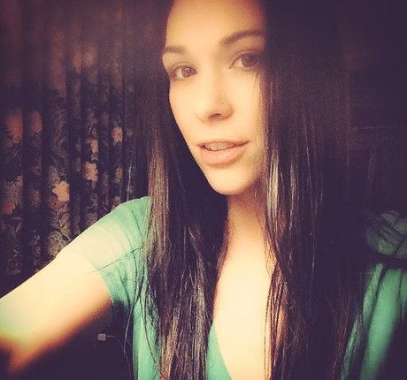 adrienneadora xxxモデル 写真