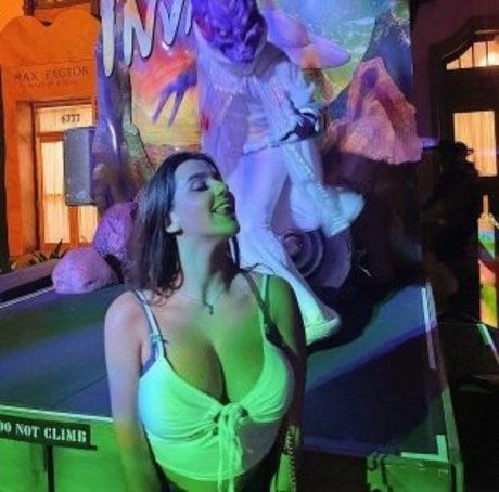 ゲイアナル舐めオンリーファンズ ホット裸 写真