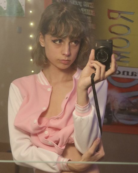 騎乗位熟女OnlyFans ホットヌード 写真