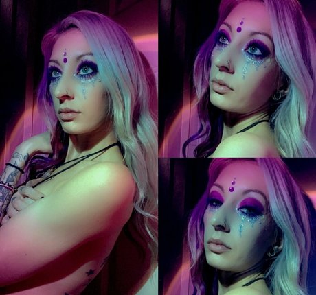 赤毛の熟女オンリーファンズ 無料エロ 画像