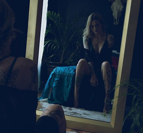 巨乳のオンリーファンズ 可愛い 画像