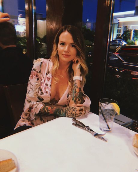 バニー無料OnlyFans ホットセックス 写真