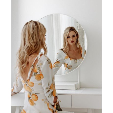 ohioliz ポルノスター ヌード ギャラリー