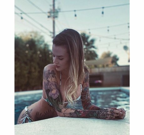 日本の女子高生OnlyFans えろた ギャラリー