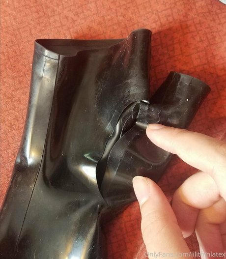 ウェブカメラ オンリーファンズ 裸 写真