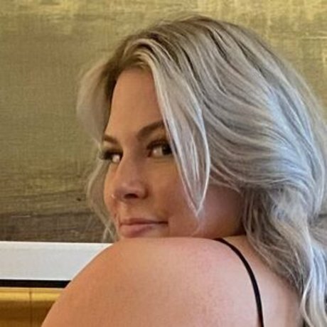 nakedgirloninternet HDモデル アーカイブ