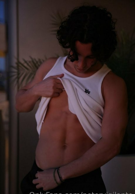 バレーボール オンリーファンズ アートポルノ 写真