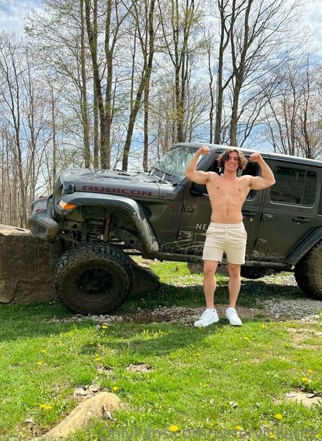 金髪クーガーオンリーファンズ ヌード ギャラリー