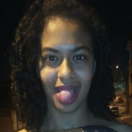 Maria Cerejinha 裸のモデル 写真